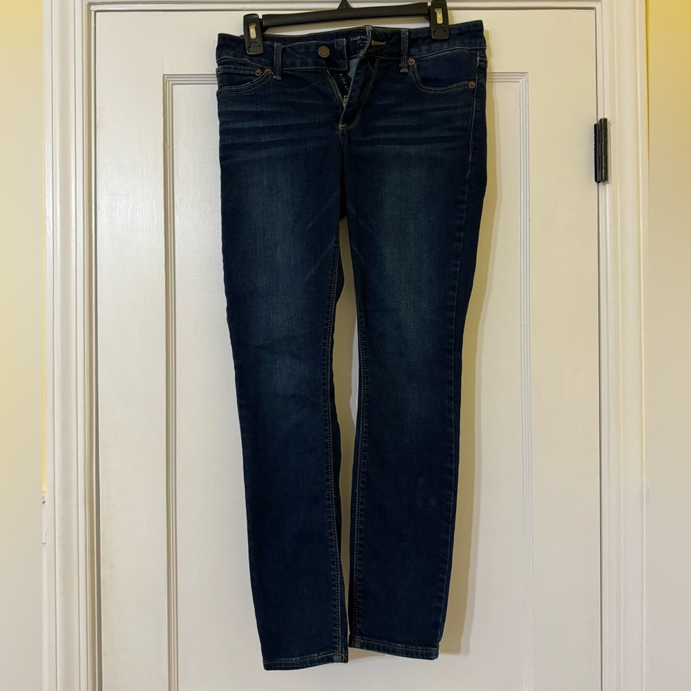 Lucky Brand Low Rise Dark wash jeans